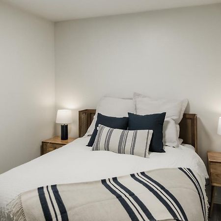 The Little White Haus Villa Niagara-on-the-Lake Bagian luar foto