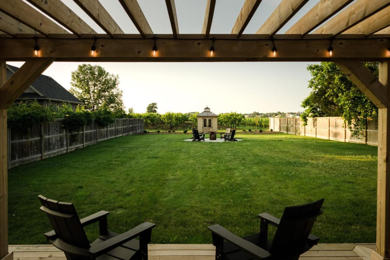 The Little White Haus Villa Niagara-on-the-Lake Bagian luar foto